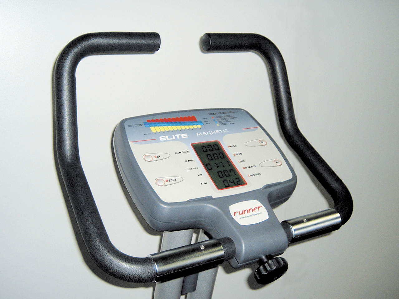 STEPPER_MAGNETYCZNY_DO_UZYTKU_MEDYCZNEGO_RUNNER_EM_7414_DYSTRYBUTOR_FINNER_POLSKA_3.png